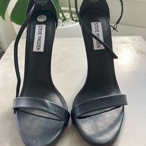 Steve Madden, Size 6, Black Sandel Pumps. BNIB.